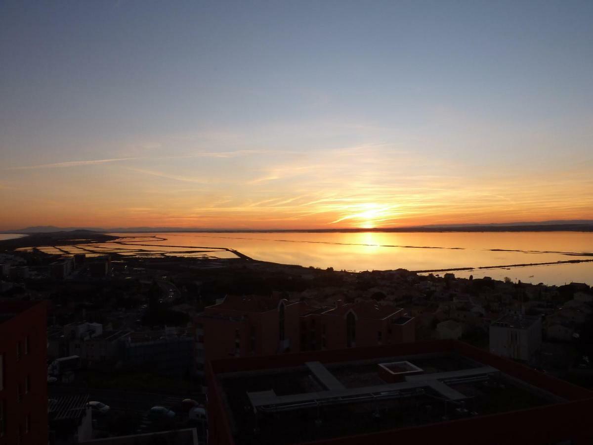 "Bien Vivre Ensemble" Aux Marches Du Soleil - Chambres Privees Chez L'Habitant Dans Appartement Partage Sète Eksteriør billede